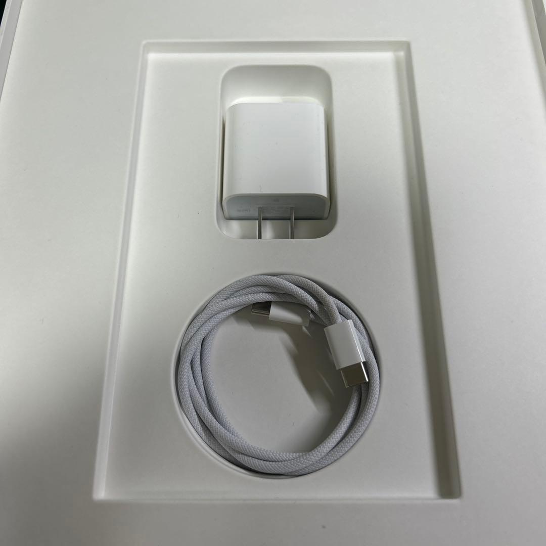 Apple iPad Air 13インチ　M2 スペースグレー　ケース付き