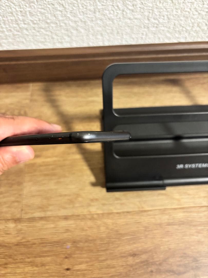 SIMロック解除済み iPhone 8 スペースグレイ 本体