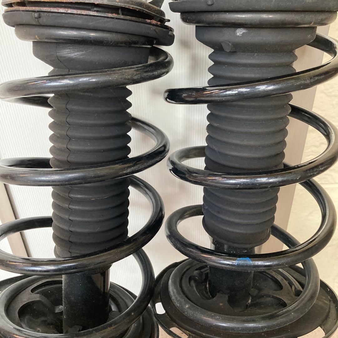 ヴォクシー 70 4WD 純正フロントサスペンション