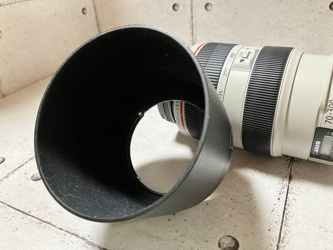 Canon EF 70-300mm f/4-5.6L IS USM フード付美品