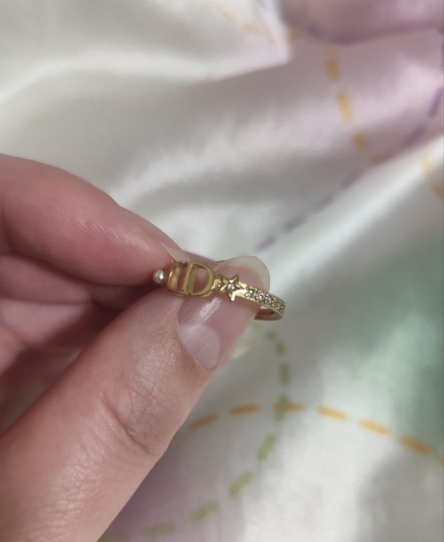 Dior 箱付き 星とパールのゴールドリング
