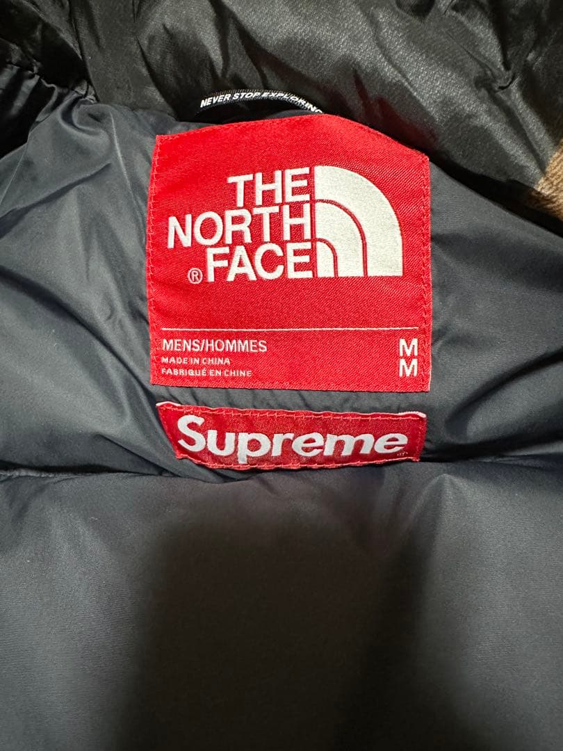 The North Face × Supreme 迷彩ダウンジャケット
