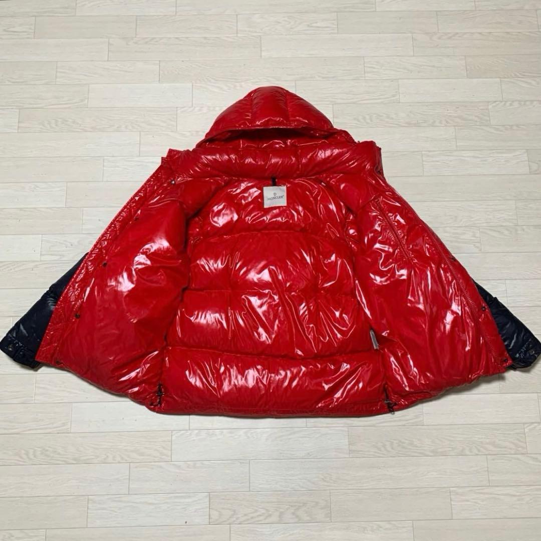 〔極美品〕モンクレール　 VION サイズ3 レッド　国内正規品　5D175