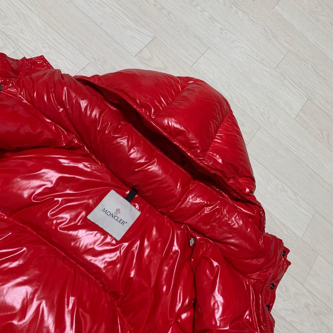 〔極美品〕モンクレール　 VION サイズ3 レッド　国内正規品　5D175