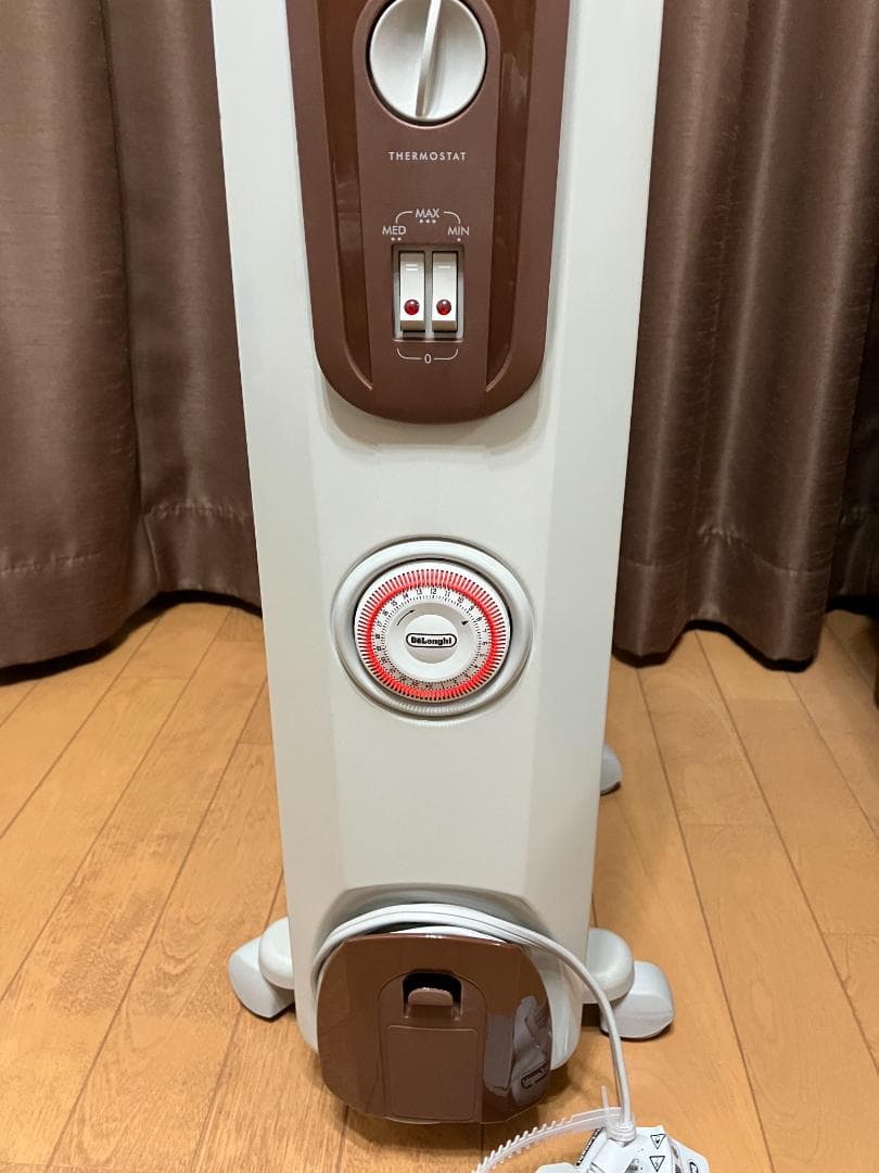 デロンギオイルヒーター　H770812EFS