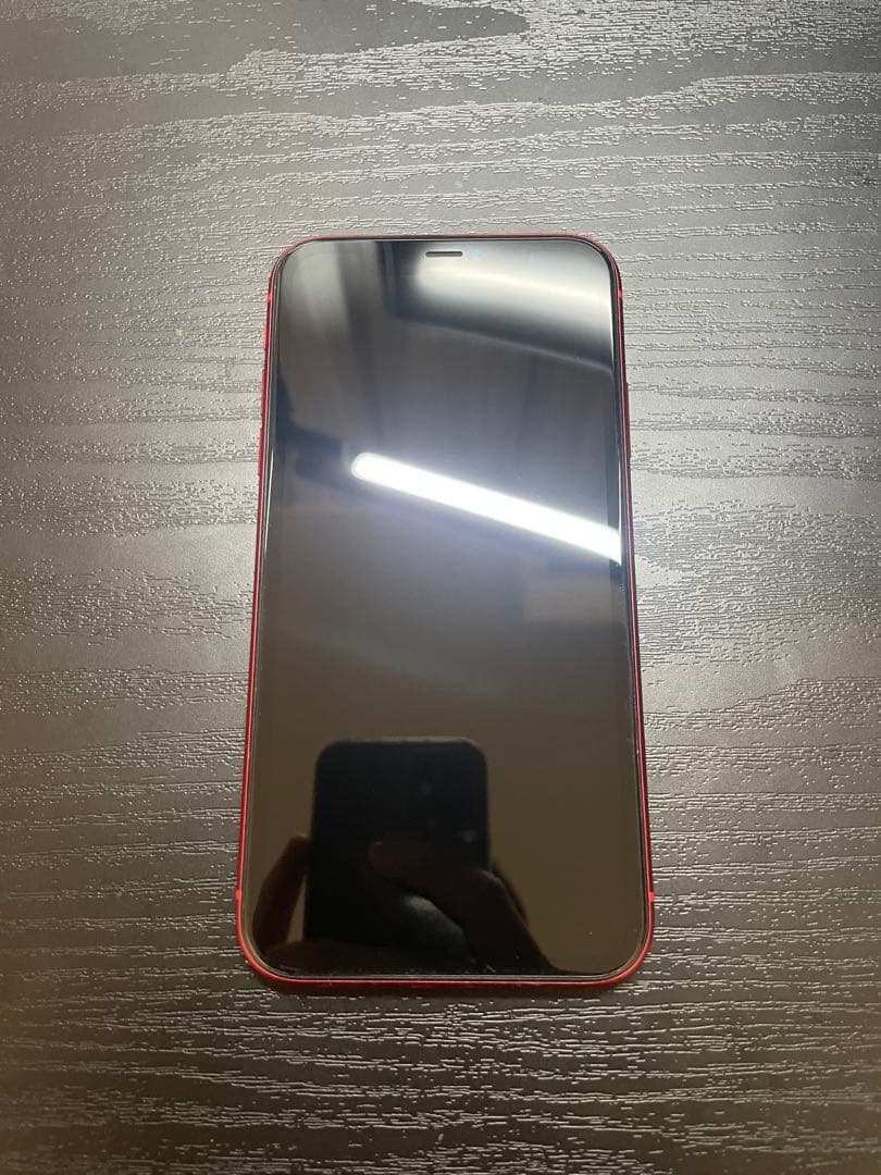 iPhone 11 レッド