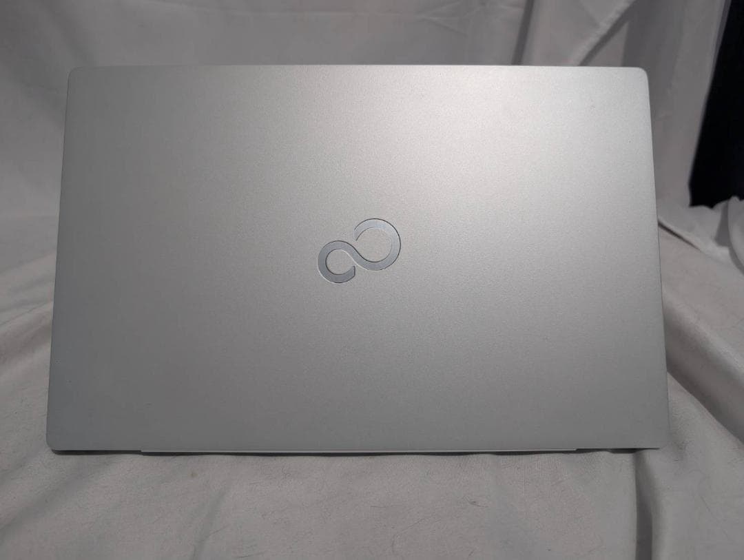 ☆高性能☆ 富士通 LIFEBOOK 第12世代 i7-1255U 軽量834g