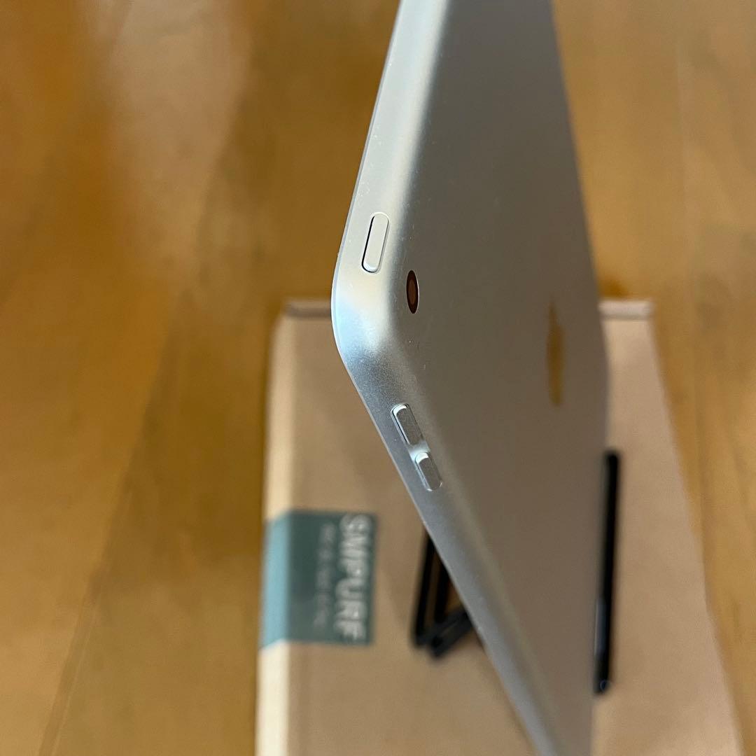 Apple iPad シルバー第９世代wi-fiモデル64gbバッテリー90%