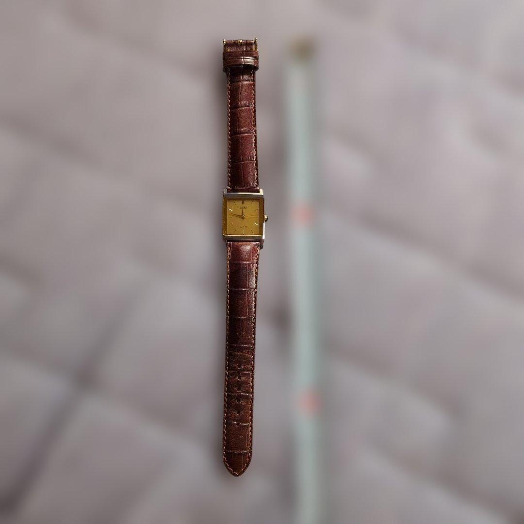 希少美品 稼動品 SEIKO Dolce 腕時計 スクエア型 ゴールド レザー