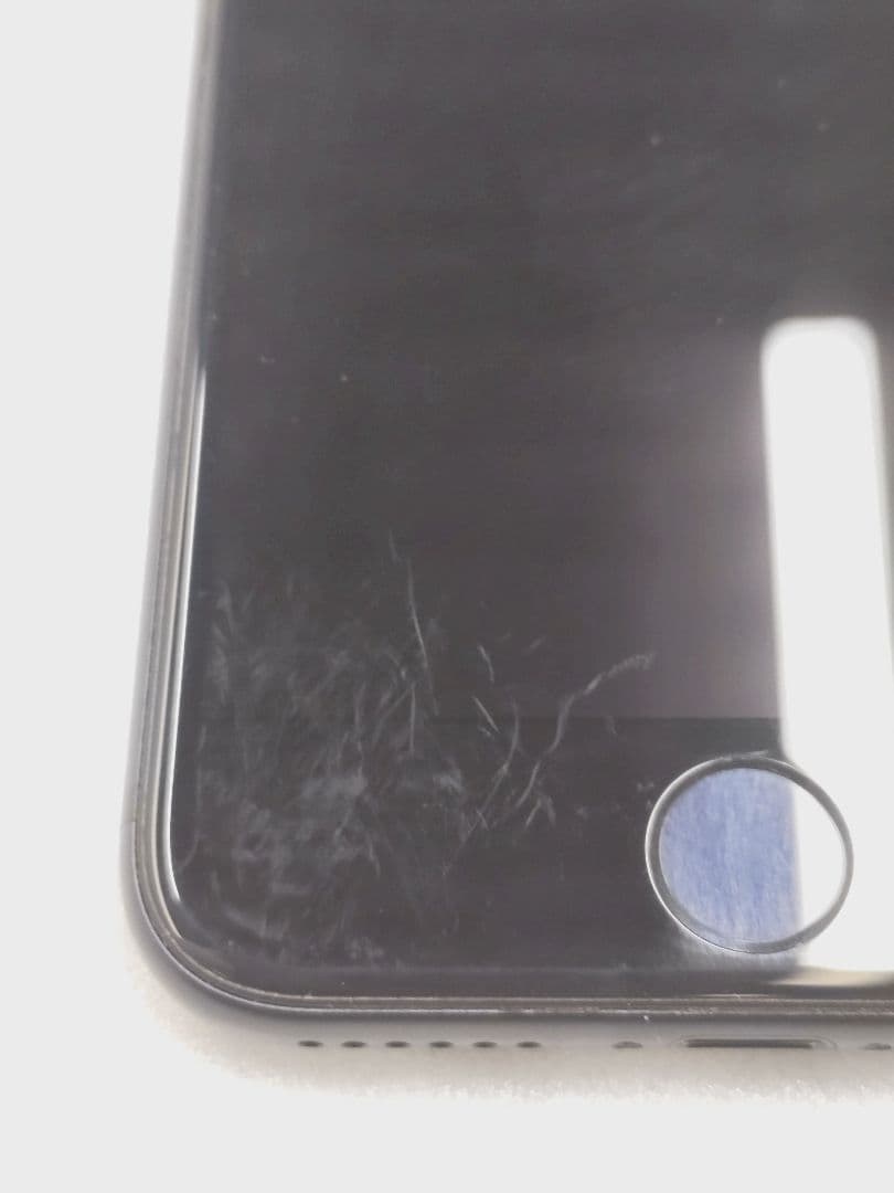 4-377 iPhoneSE　ブラック　64GB　本体　SIMロックなし