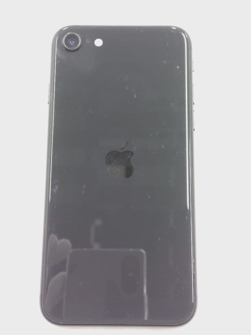 4-377 iPhoneSE　ブラック　64GB　本体　SIMロックなし