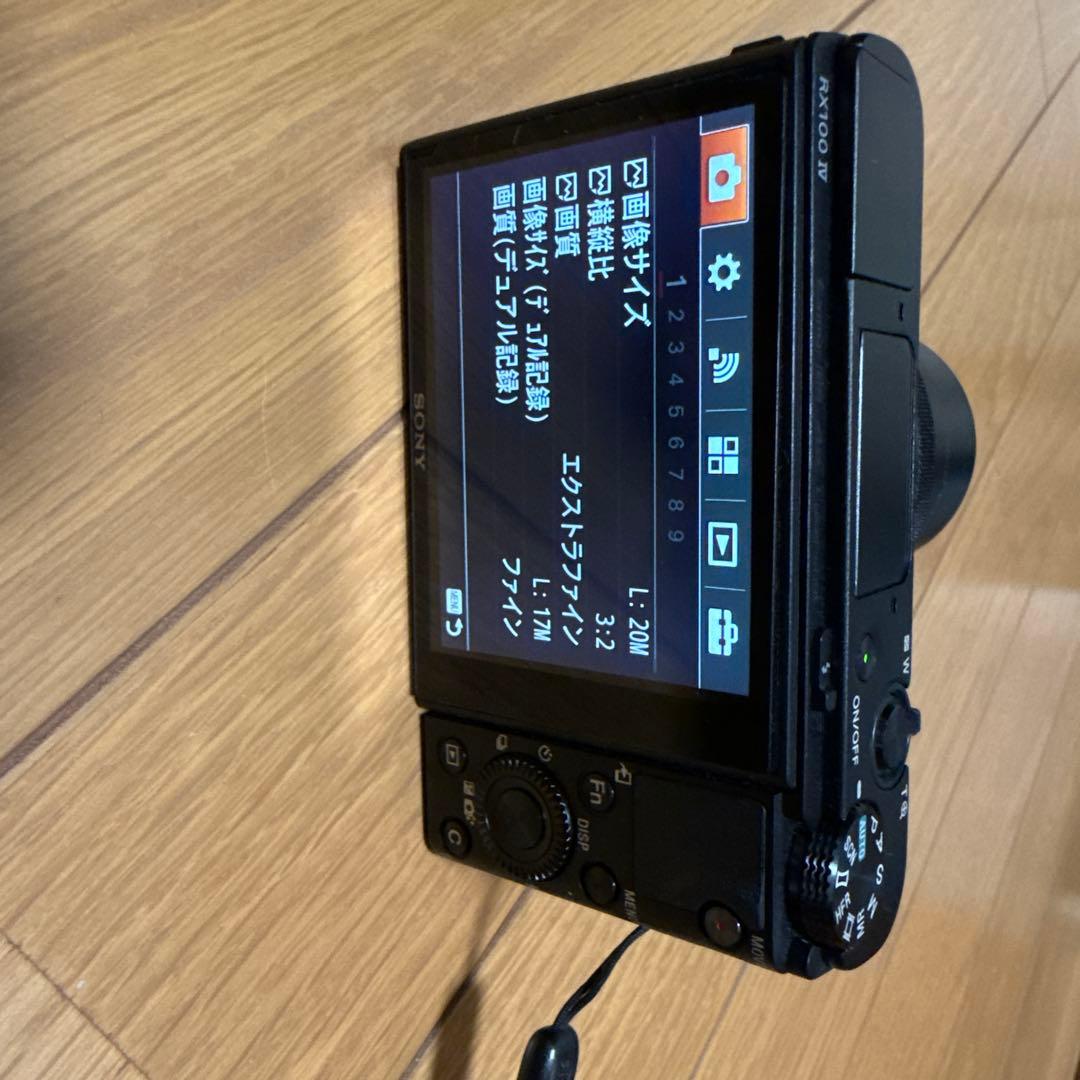 【ストレッチポール】中古品 SONY RX100m4 デジタルカメラ