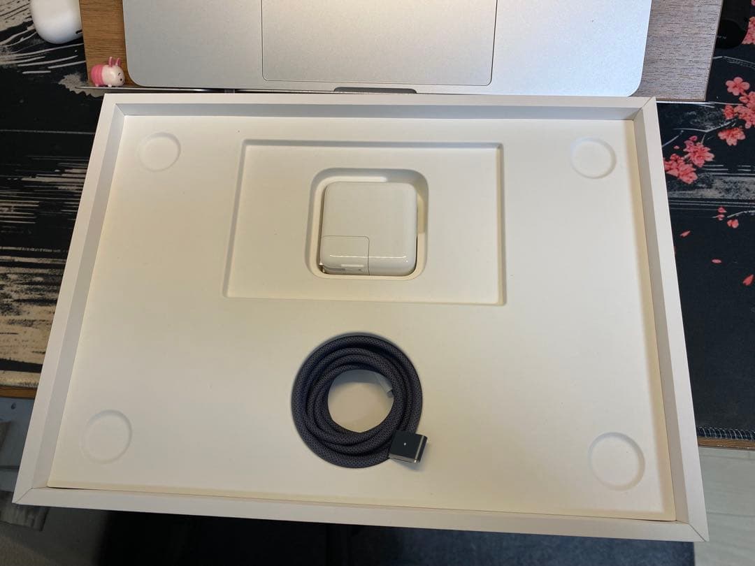 MacBook Air M2 16/512美品