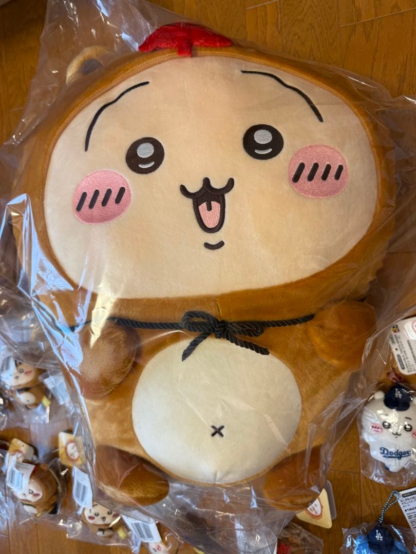 即*ニ様 ちいかわ　たぬきだもんくじ　A B C 賞　MLB ドジャース　12点