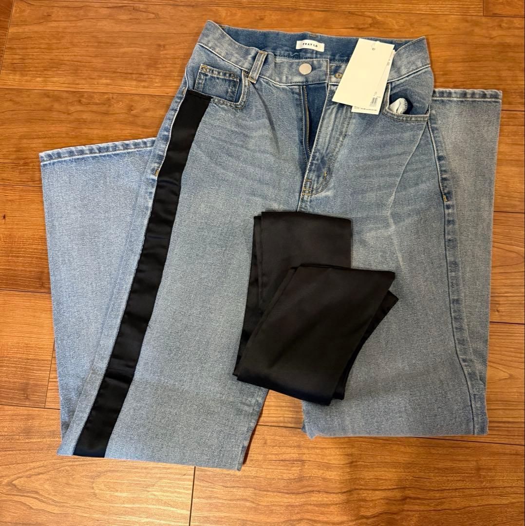 新品　FRAY I.D リボンモチーフストレートワイドデニム