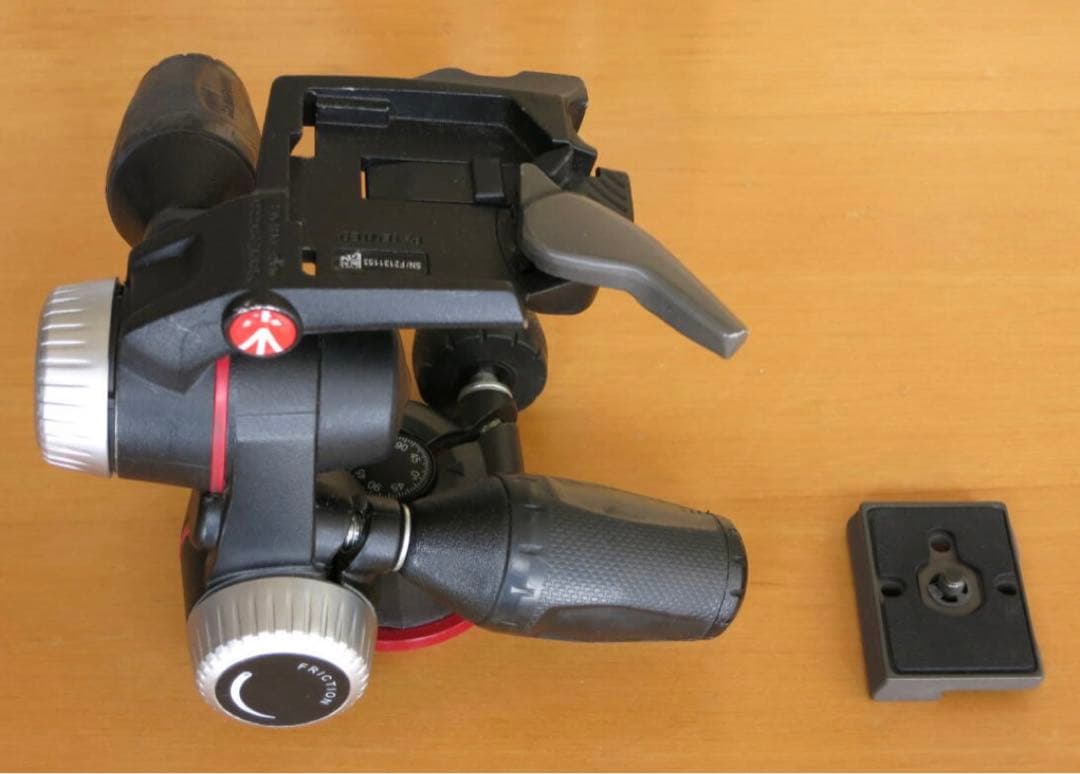 値下げ⭕️ マンフロット 3Way雲台フリクション MHXPRO-3W