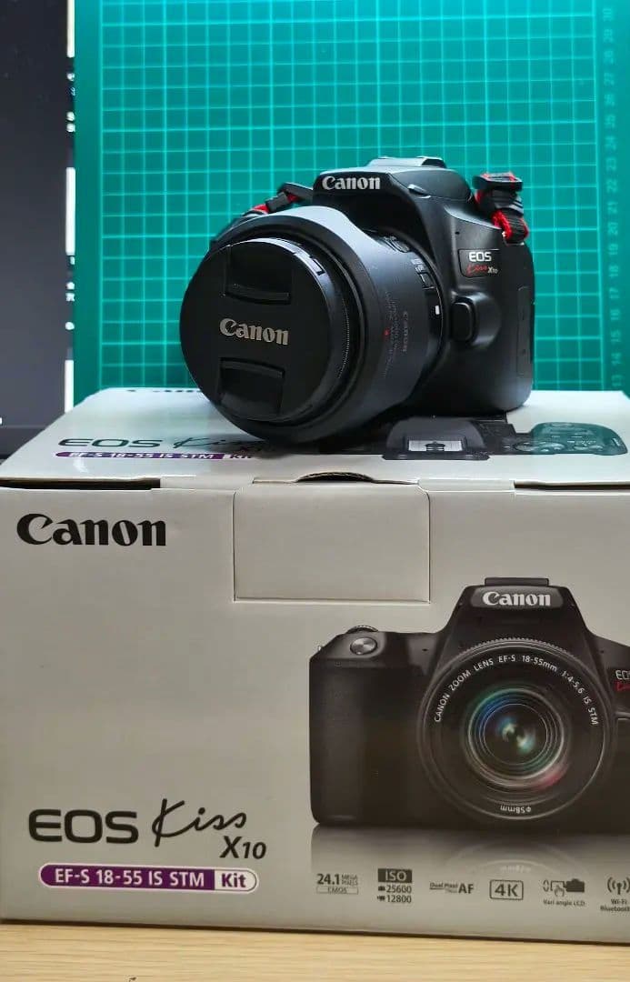 【美品】Canon EOS Kiss X10 デジタル一眼レフ