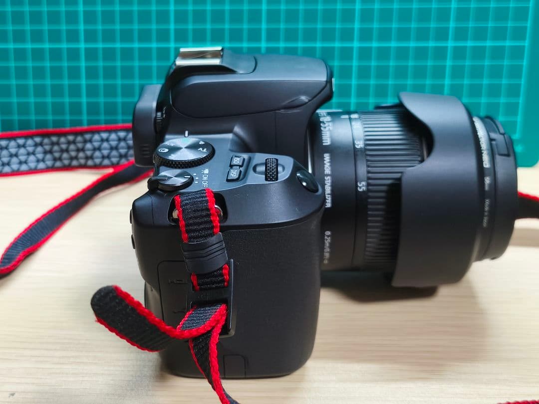 【美品】Canon EOS Kiss X10 デジタル一眼レフ