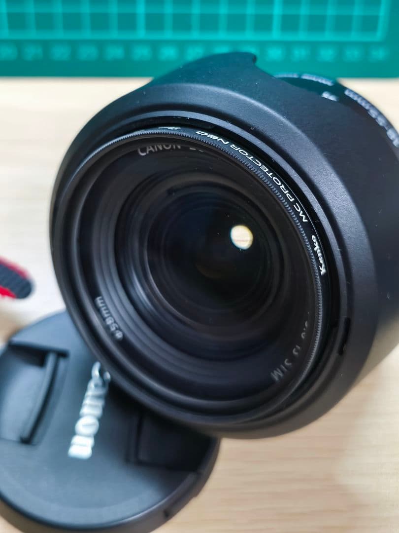 【美品】Canon EOS Kiss X10 デジタル一眼レフ