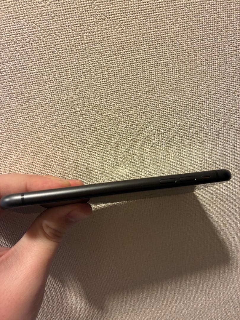 Apple iPhone 11 128GB ブラック 本体