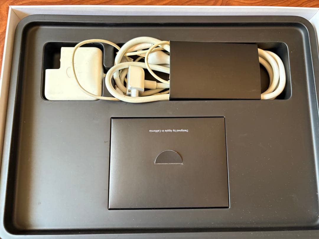 Apple MacBook Air 13インチ 2012