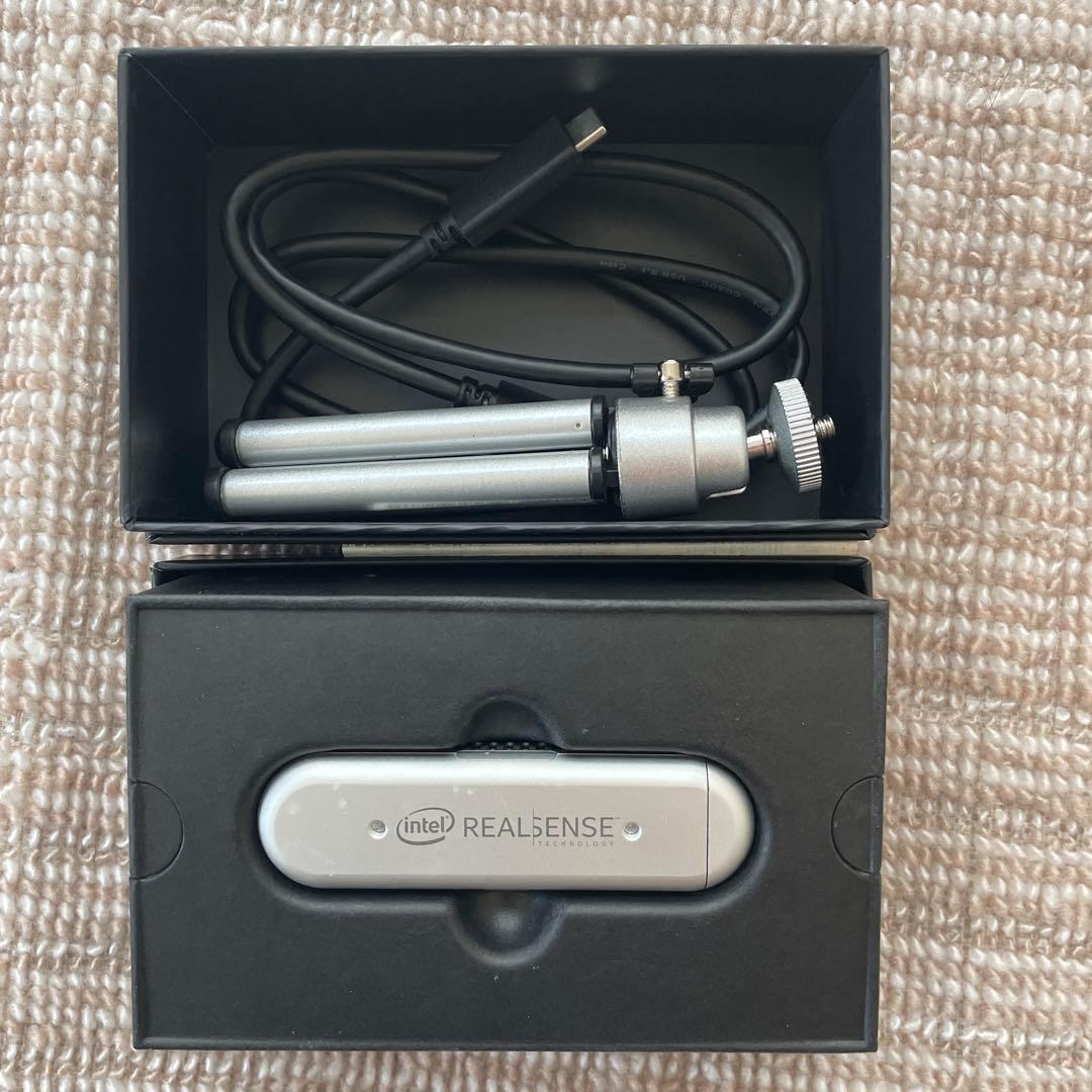 Intel RealSense Depth Camera D435 本体