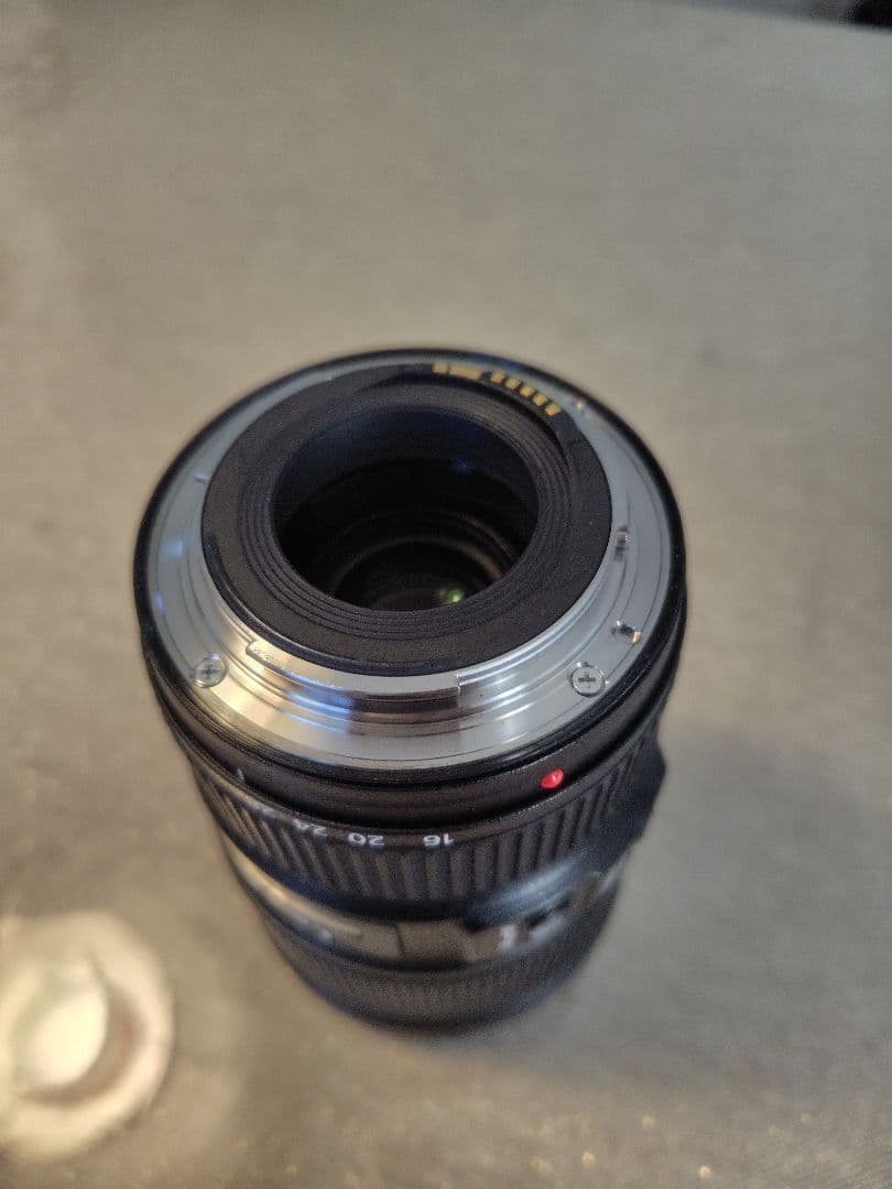 Canon EF 16-35mm f/4L IS USM ズームレンズ