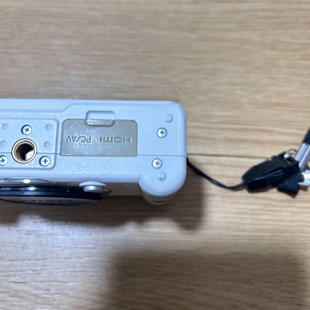 ◆ジャンク品◆PENTAX Q デジタル一眼レフ ホワイト