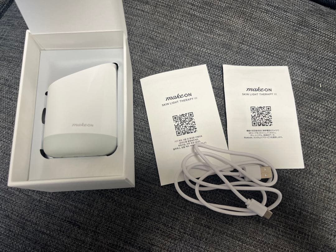 ボディ・フェイスケア makeON Skin Light Therapy III