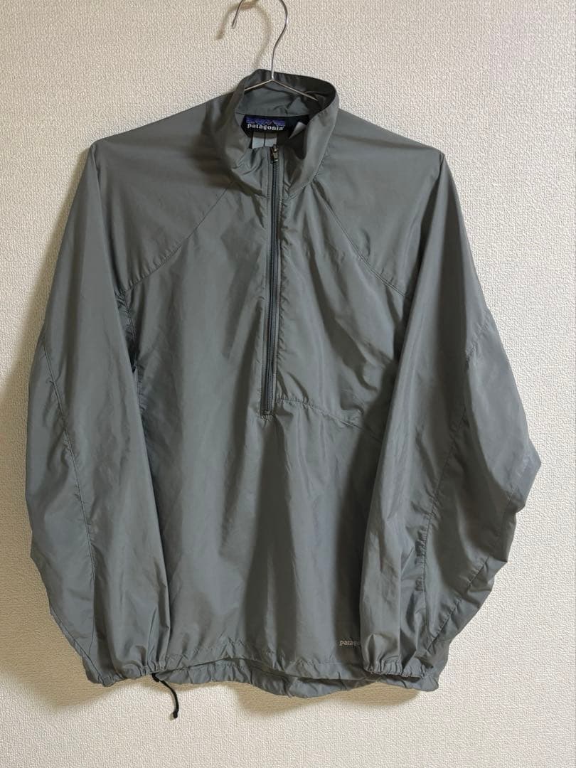 パタゴニア　ヘリウム