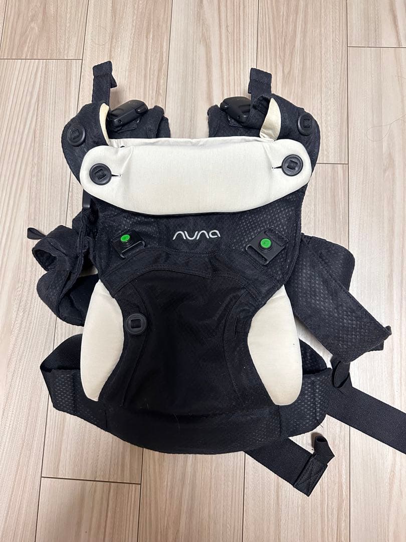 【今週末限定再値下げ】nuna cudl clik 抱っこ紐 キャビア