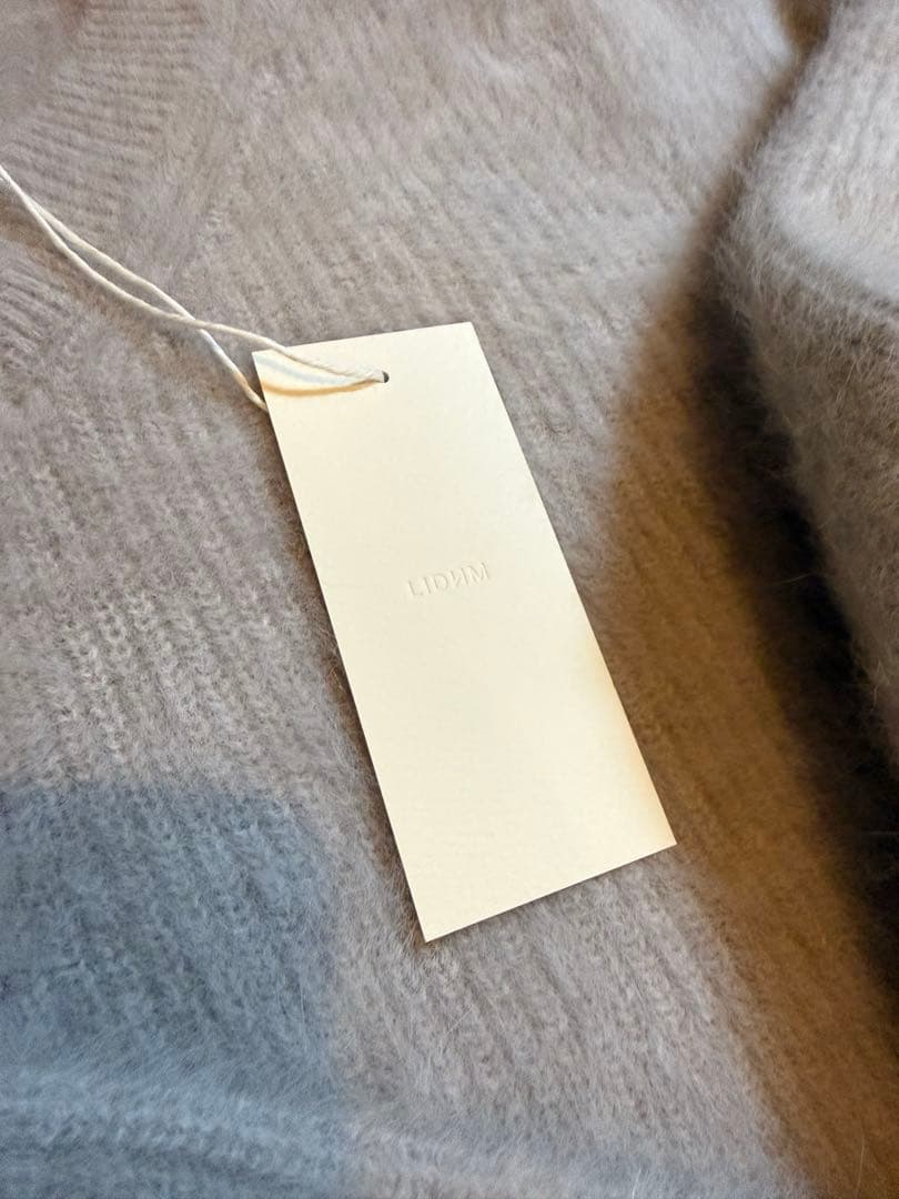 トップス LIDNM Fox Cashmere V Knit