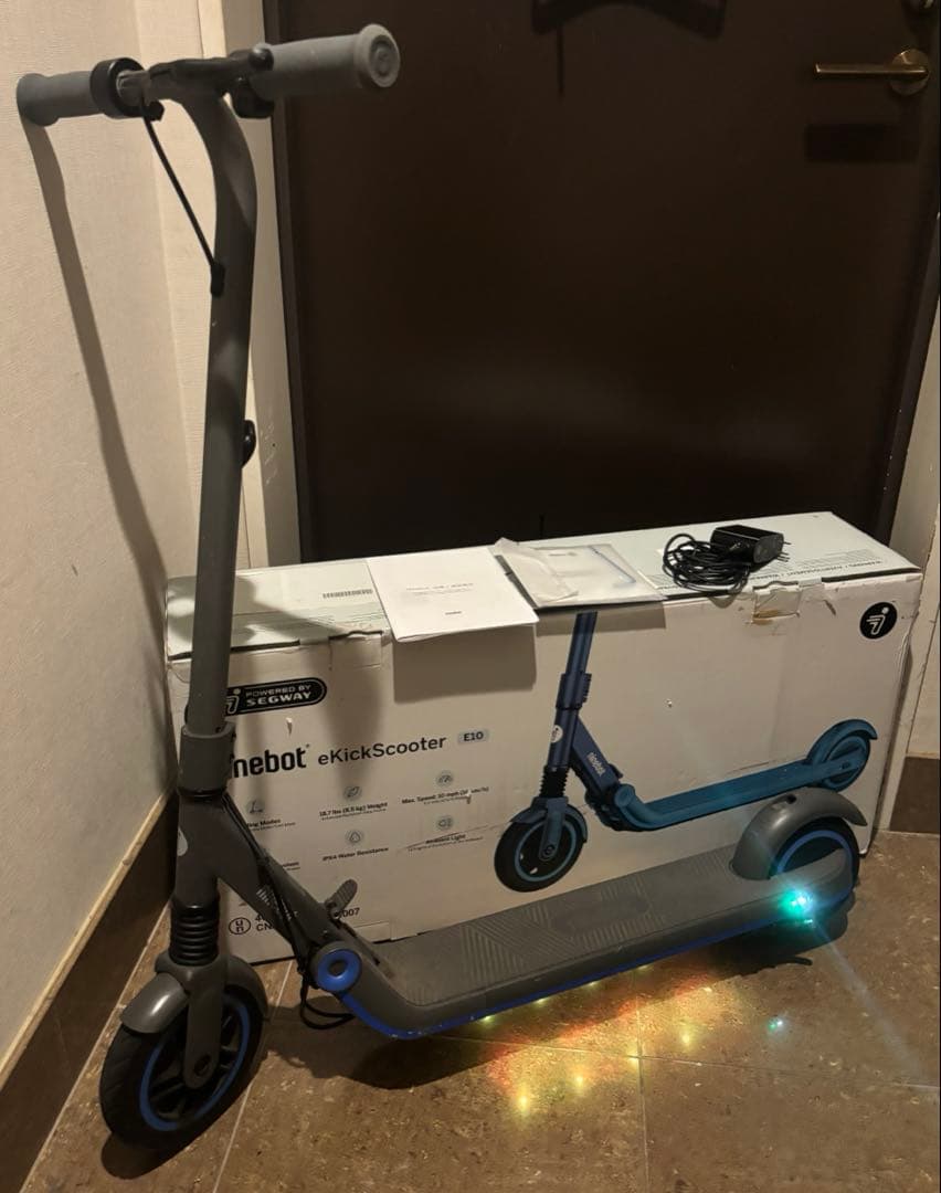 ★Ninebot eKickscooter E10 送料込み