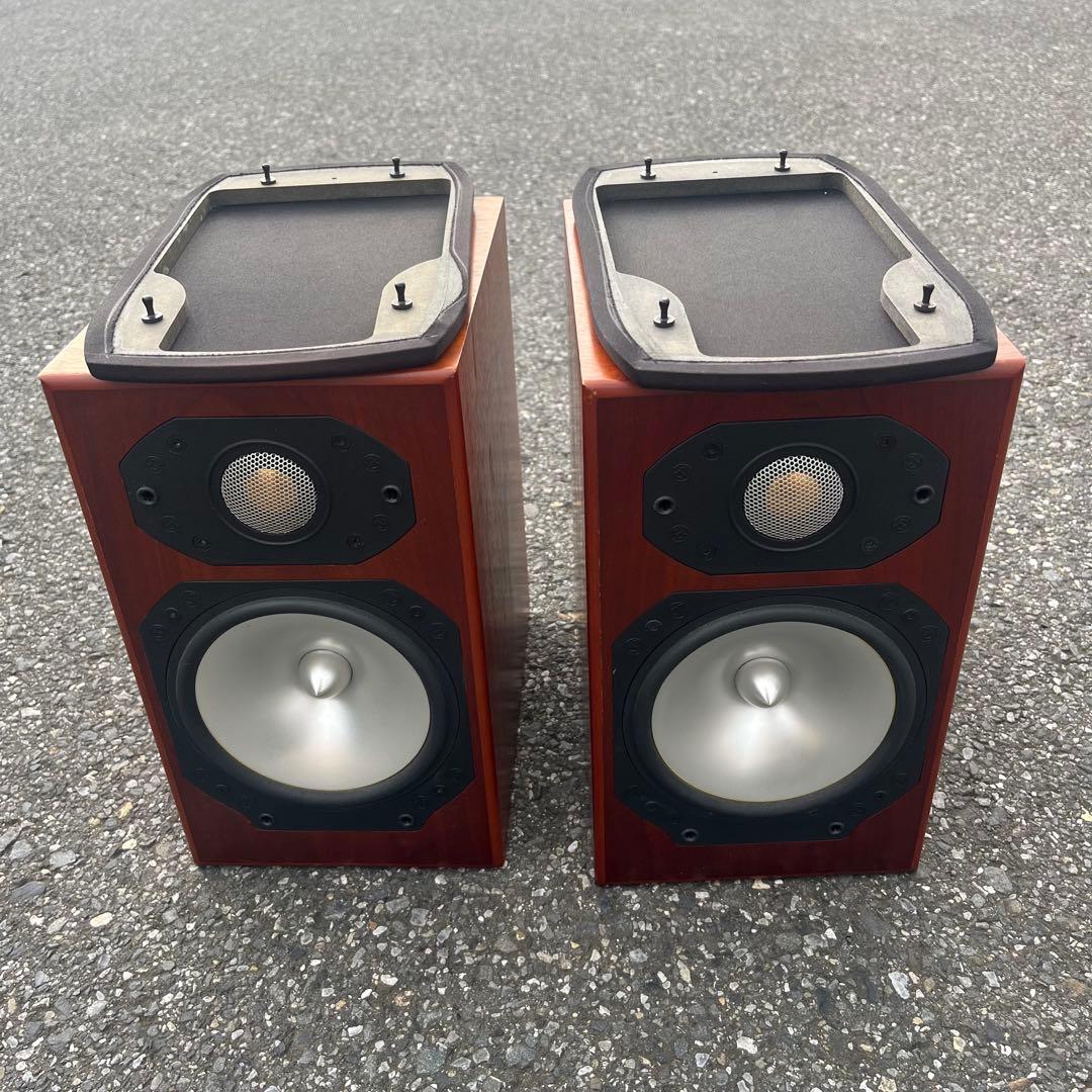 ウォルナット　モニターオーディオ　MONITOR AUDIO Silver S1