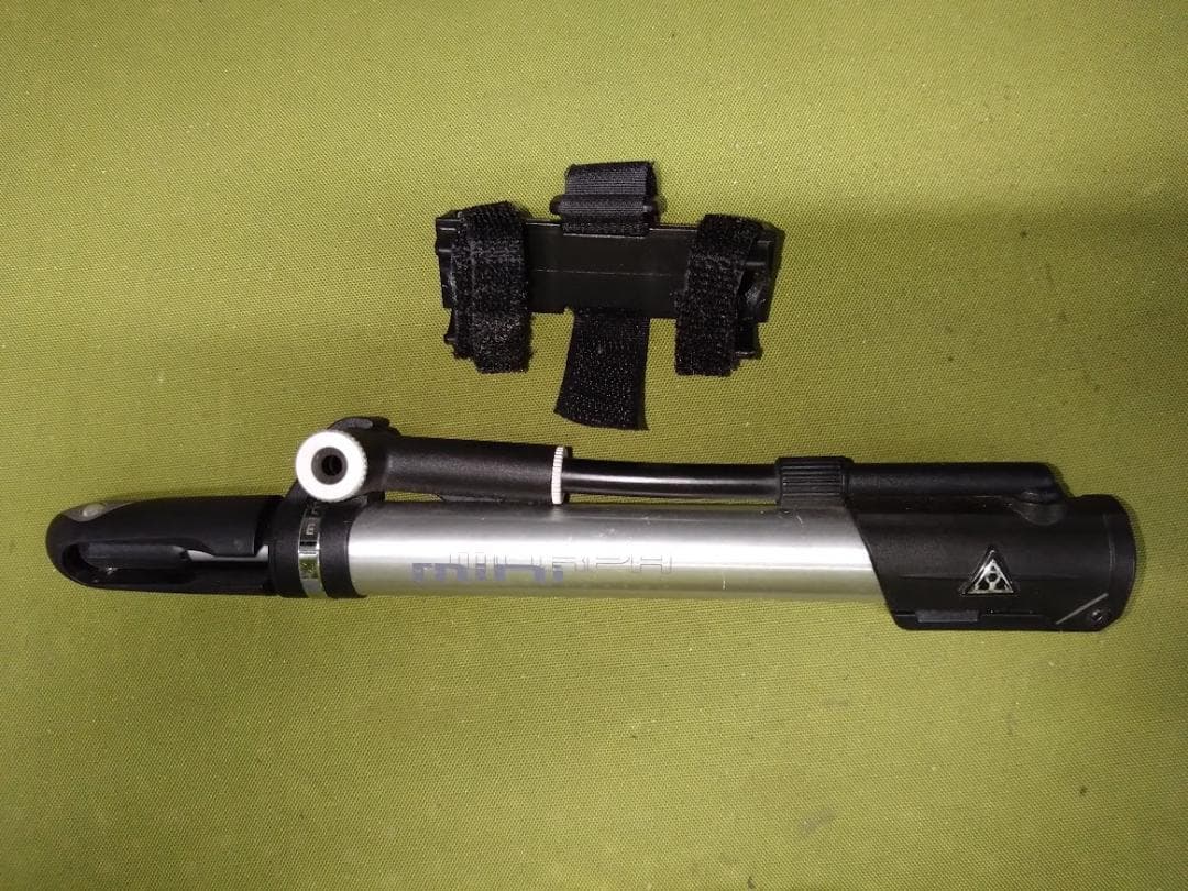 ミノウラ　ローラー台＆バイクラック、 トピーク　ミニモーフ　軽ポンプ