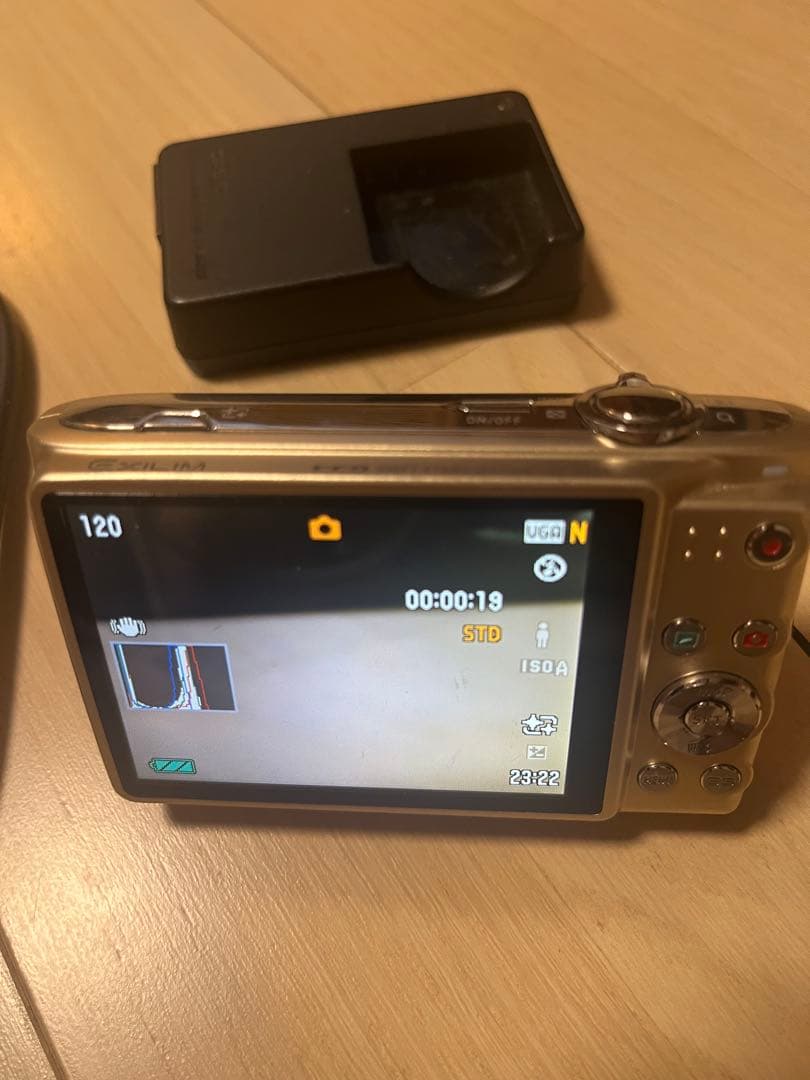 CASIO EXILIM 1210万画素 コンパクトデジタルカメラ