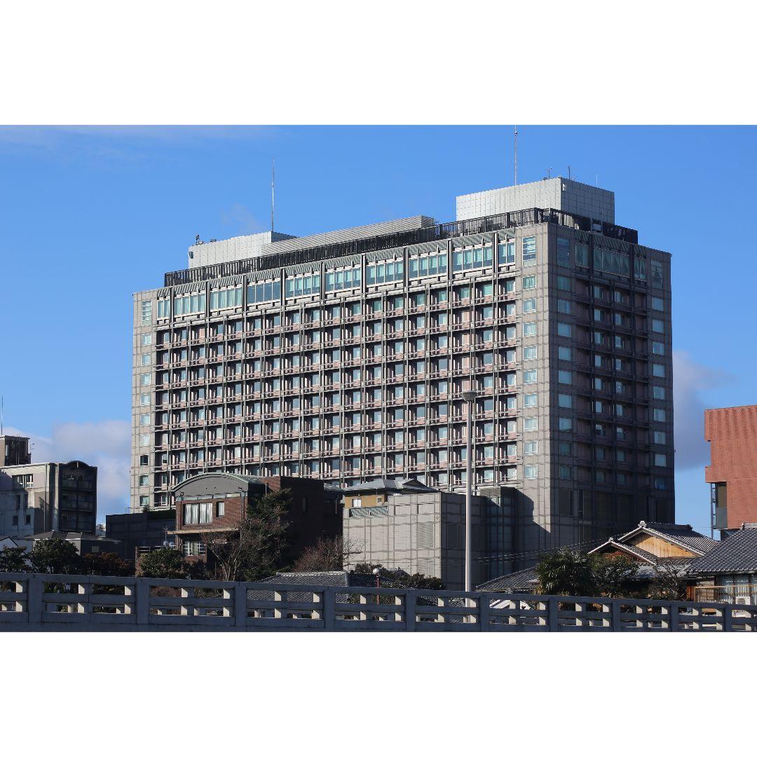 ❤即購入1000円OFF❤ キャノン EF 100-300mm F5.6