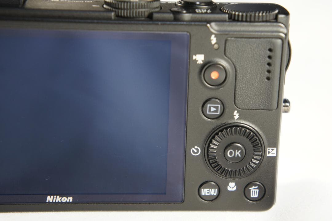 Nikon COOLPIX P310［ブラック］【難あり】