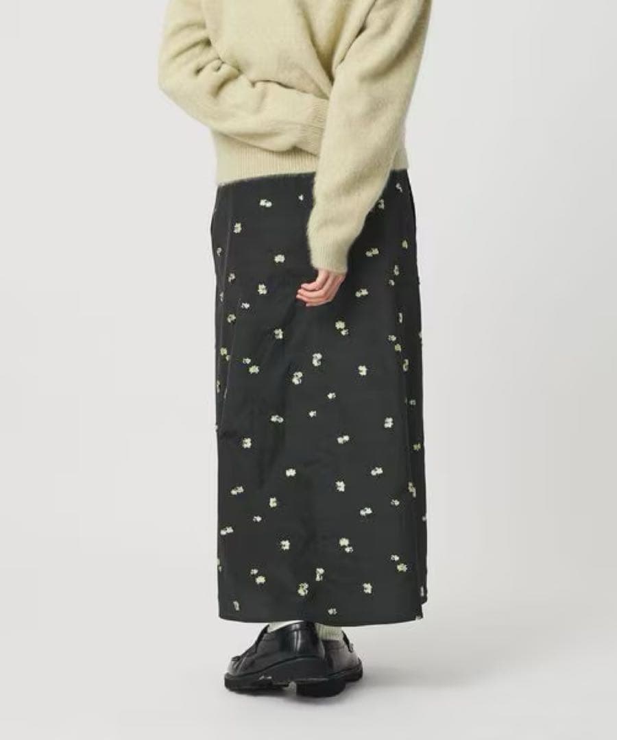 新品 BEAUTY&YOUTH フラワージャガード スカート 手洗い可 白 M