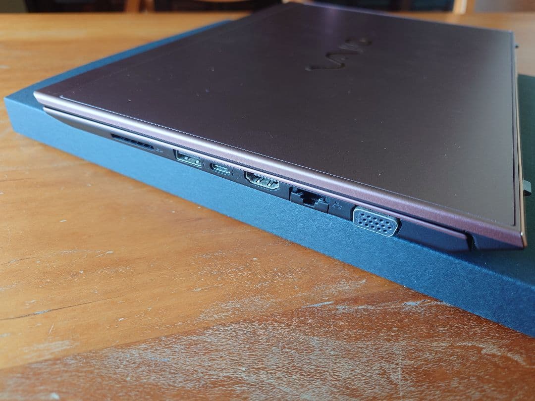 VAIO SX14 Corei5 メモリ8GB オフィス　資材全て有