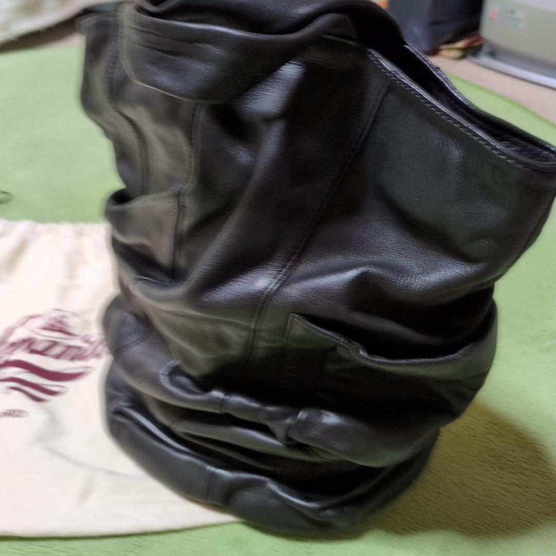 再値下げしました！カワカワ（kawa-kawa） 黒レザーハンドバッグ