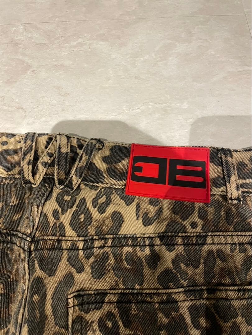 BEEDEN レオパード デニム