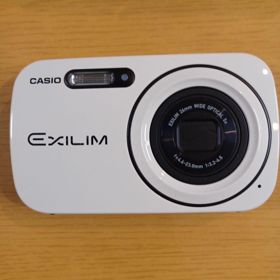 CASIO EXILIM デジタルカメラ　EX-N1 ホワイト