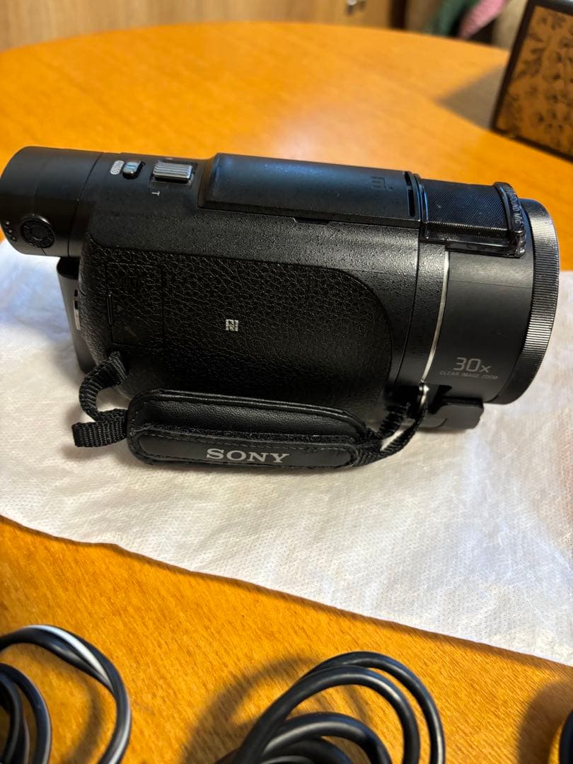 SONY FDR-AX60 4K ビデオカメラ 本体　ソニー