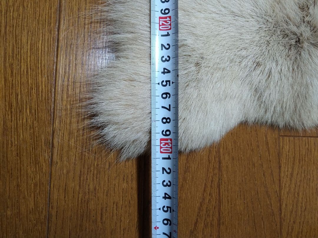 トナカイ　毛皮　ラグ