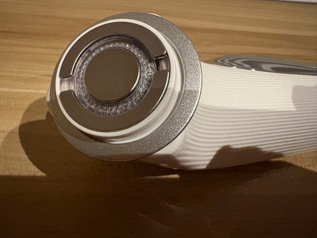 リファ　ビューティックレイズ