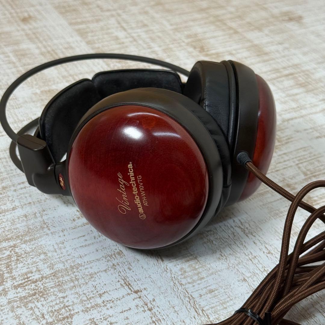 Audio Technica ATH-W10VTG ヘッドホン　イヤホン　高級