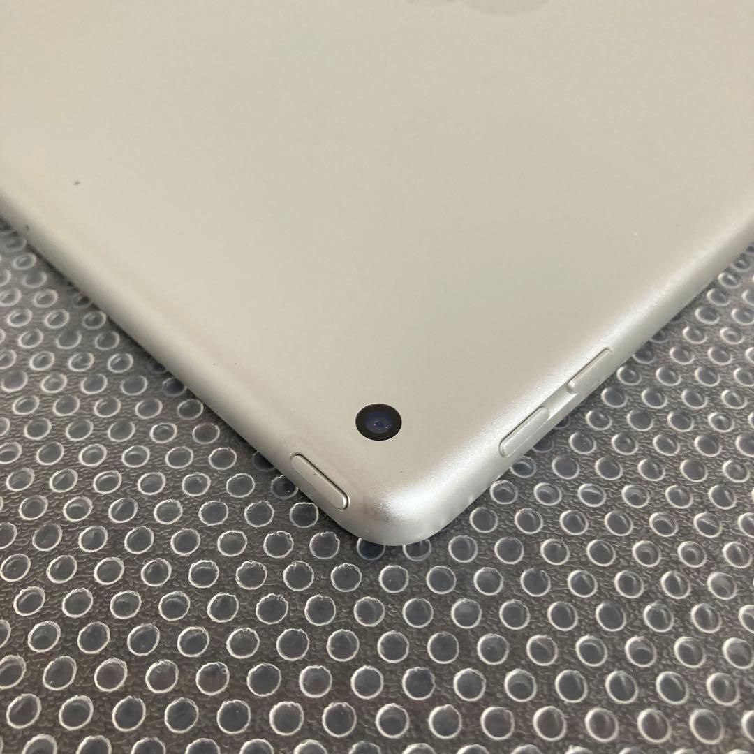 879【早い者勝ち】電池最良好☆iPad6 第6世代 32GB WIFIモデル☆