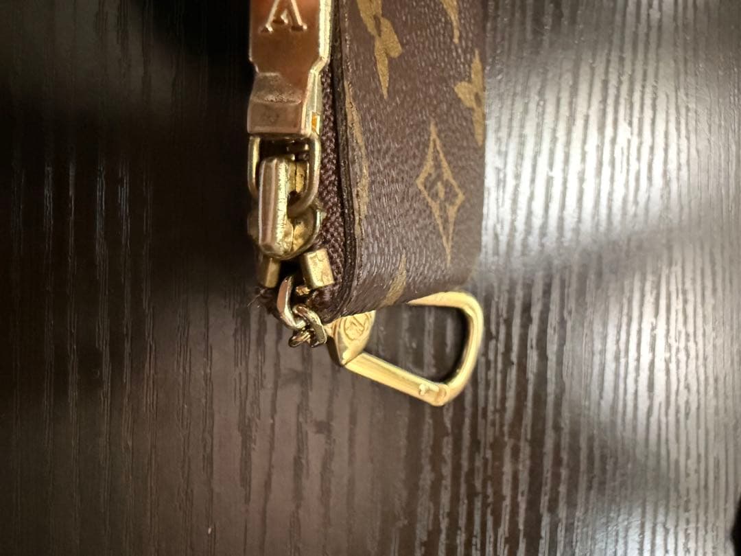 Louis Vuitton モノグラム ケース　ポシェットクレ