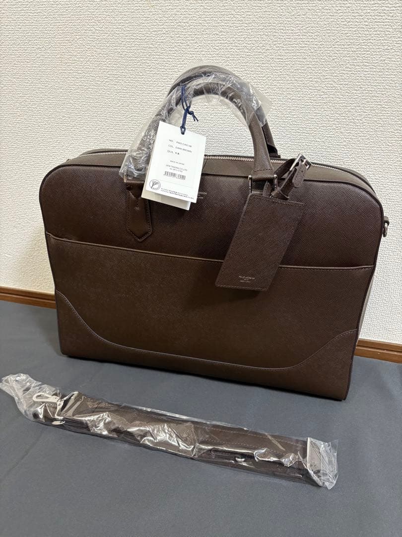 ★エリザベス★ペッレモルビダ　CA013B ブリーフバッグCapitano